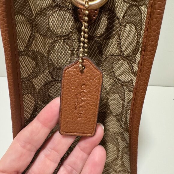 Coach Dempsey Tote Bag 22 In Signature Jacquard With Coach Patch And Stripe - Picture 2 of 16